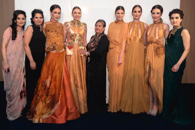 Salma Patel, Bilkis Siddat, Sulakshana Monga & Khadijha Tai with models at Sulakshana's unveiling of her Autumn/ Winter 2015 collection