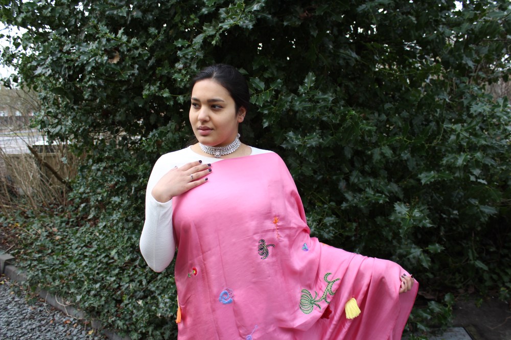 London Ki Ladki (UK Indian Fashion Blogger) in Ka-Sha Sari from S9 Muses