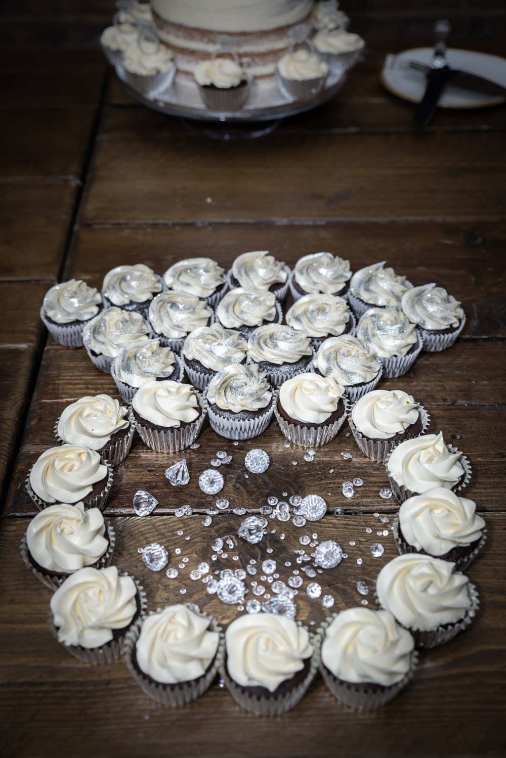 London Ki Ladki Indian Engagement Party | Engagement Cake Cupcake Ideas